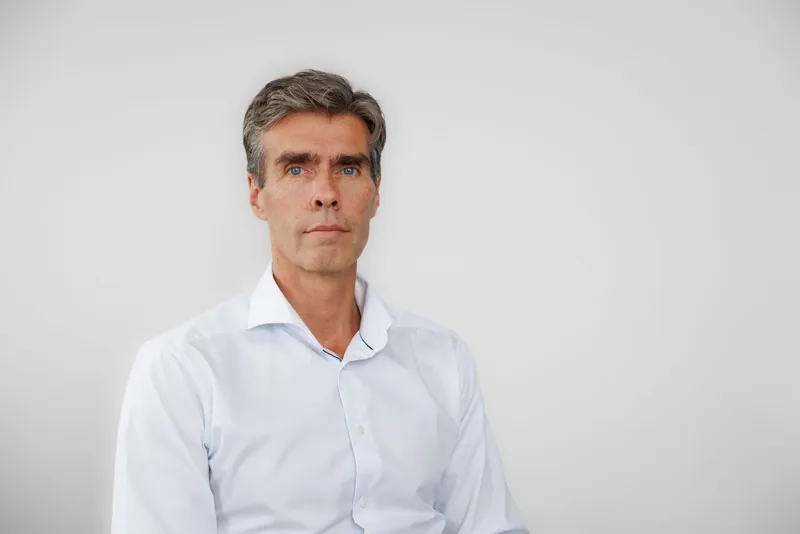 Headshot of a man.